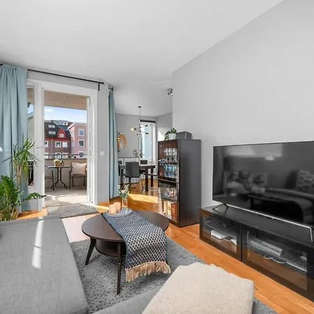 Apartment Modern & Cozy W/free Parking In Ila *